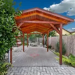 13 Holiday home