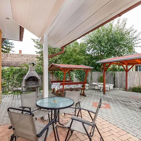 13 Holiday home Balatonkeresztur