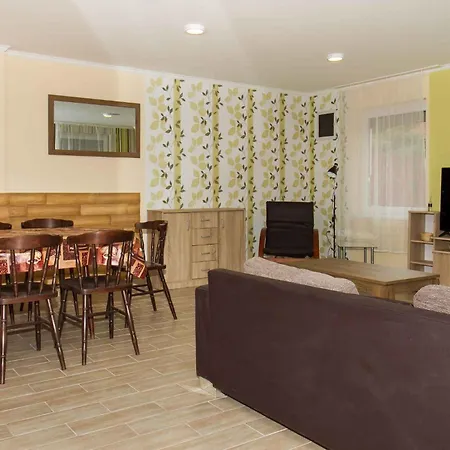 13 Vakantiehuis *
