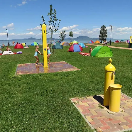 Hébergement de vacances 13