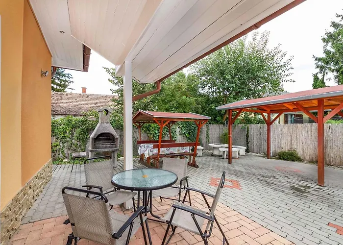 Hébergement de vacances 13 *