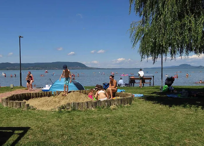 Hébergement de vacances 13 Balatonkeresztúr