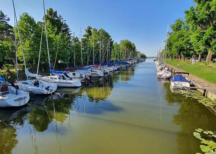 13 Hébergement de vacances