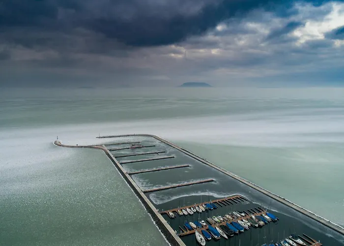 13 Hébergement de vacances